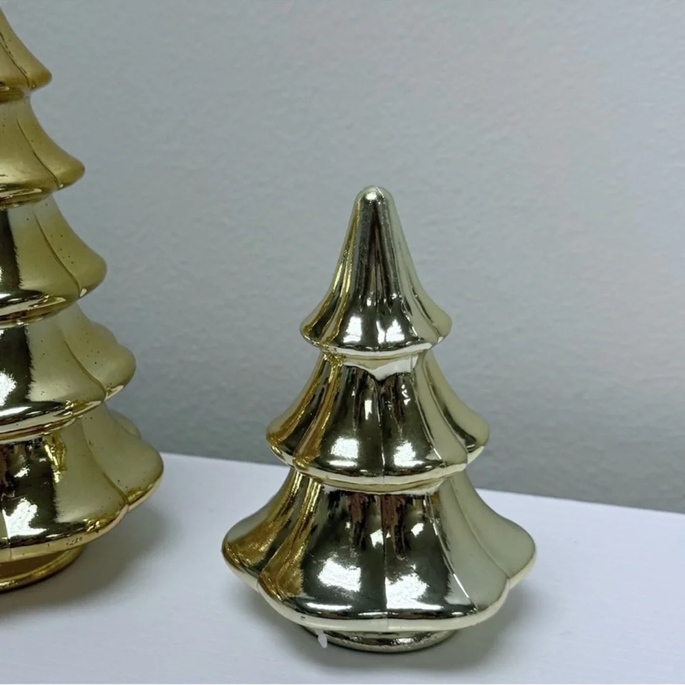 New Target Bullseye Playground Set of 2 Gold Metallic Glass Trees